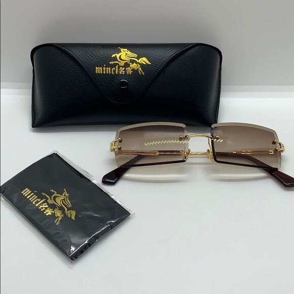 NWT Small Rectangle Women’s Sunglasses main image 4